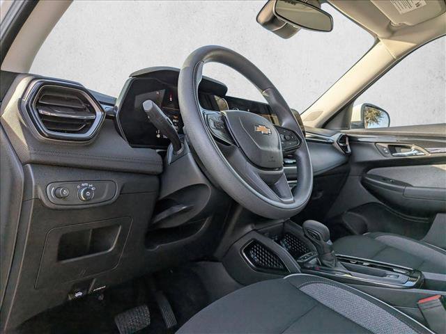 Used 2025 Chevrolet TrailBlazer LT image 7