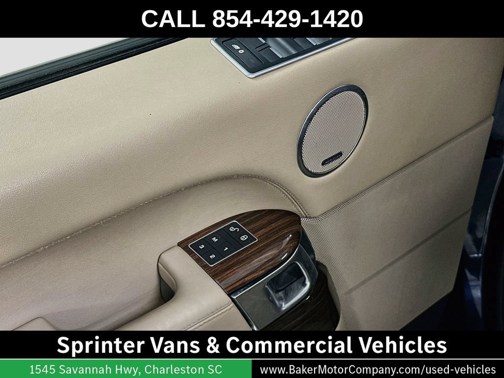 Used 2017 Land Rover Range Rover Supercharged AWD/4WD image 19