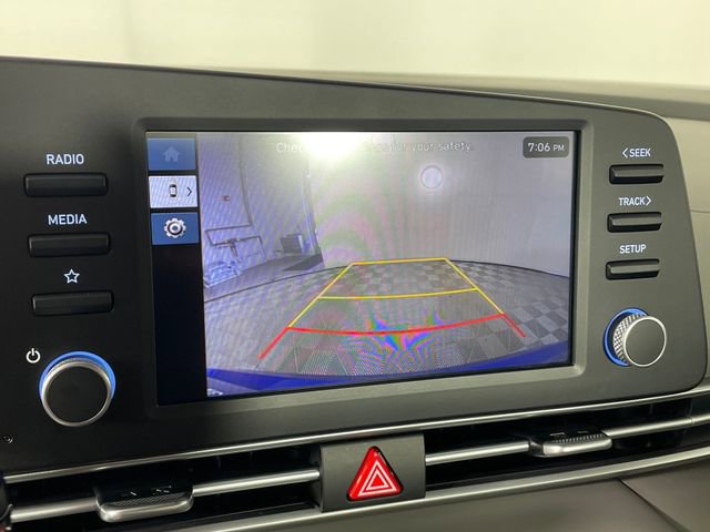 Certified 2025 Hyundai Elantra SE w/ Cargo Package image 8