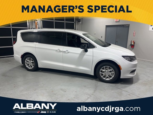 New 2025 Chrysler Voyager LX