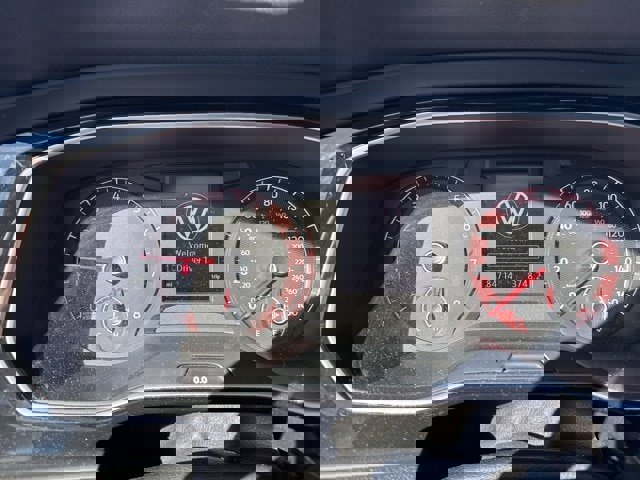 Used 2020 Volkswagen Jetta SE w/ SE Cold Weather Package image 19