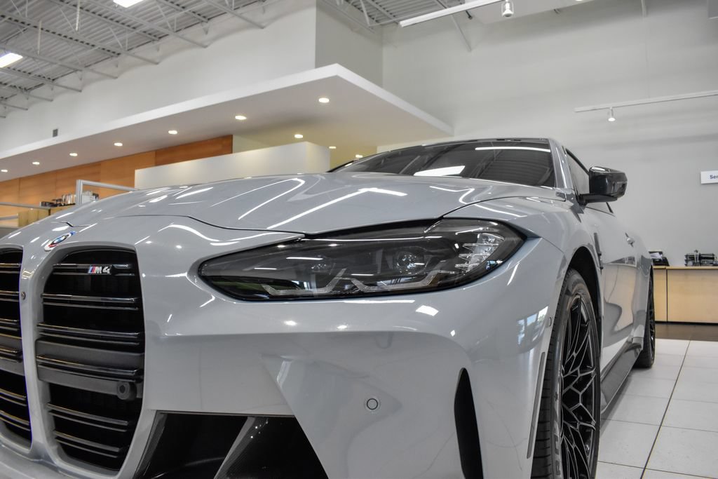 Used 2023 BMW M4 Coupe w/ M Carbon Exterior Package RWD image 10