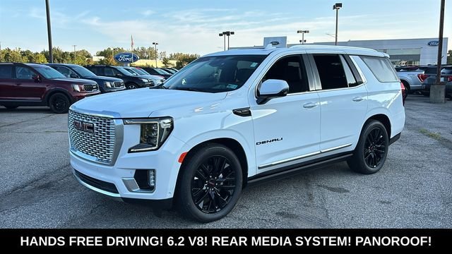 Used 2024 GMC Yukon Denali w/ Advanced Technology Package AWD/4WD image 3