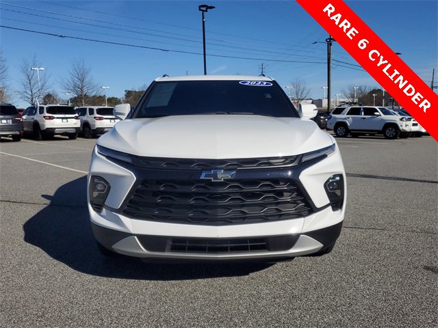 Used 2023 Chevrolet Blazer LT w/ LPO, Black Grille Bar Package image 2