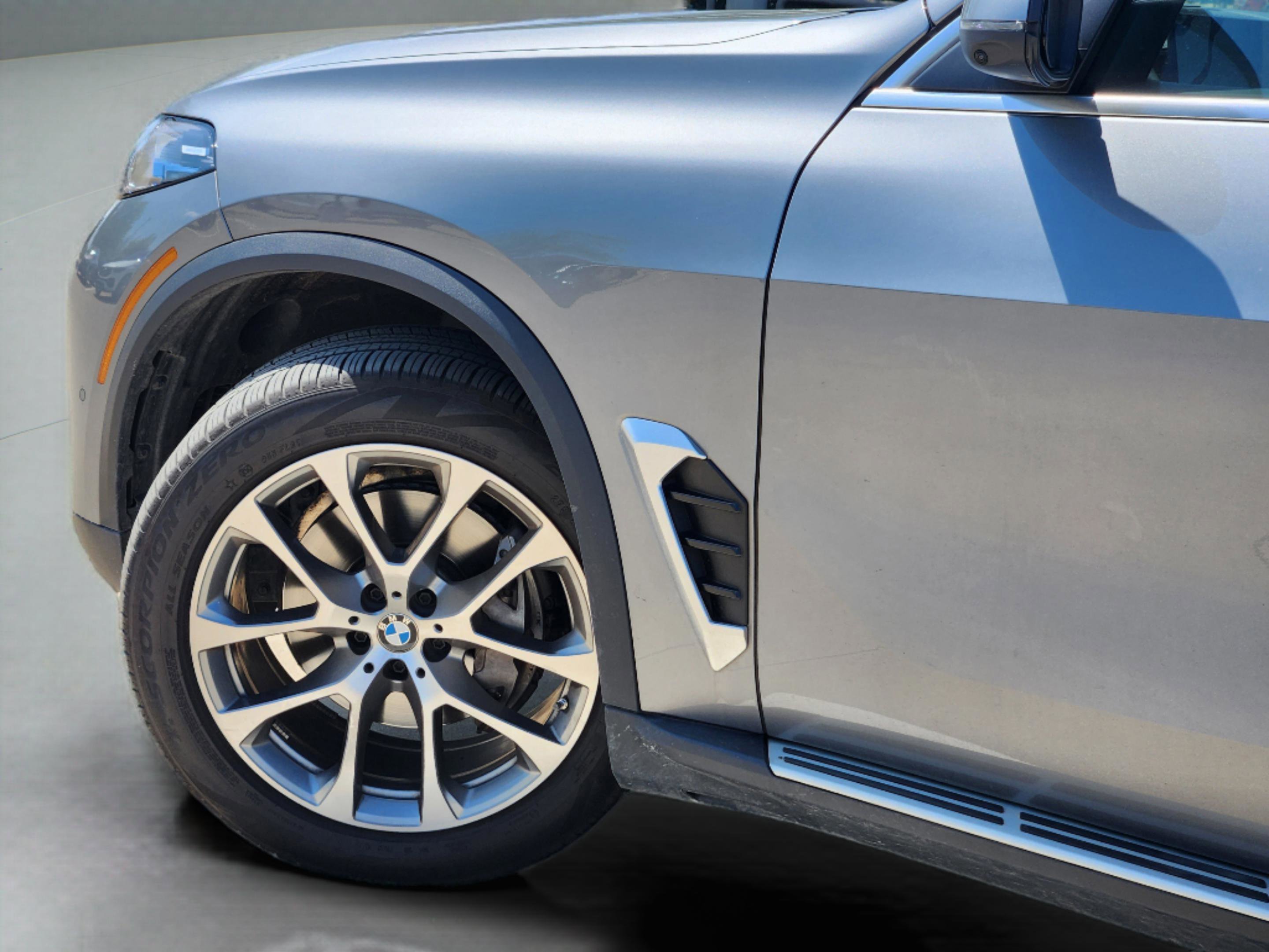 Used 2026 BMW X5 sDrive40i image 26