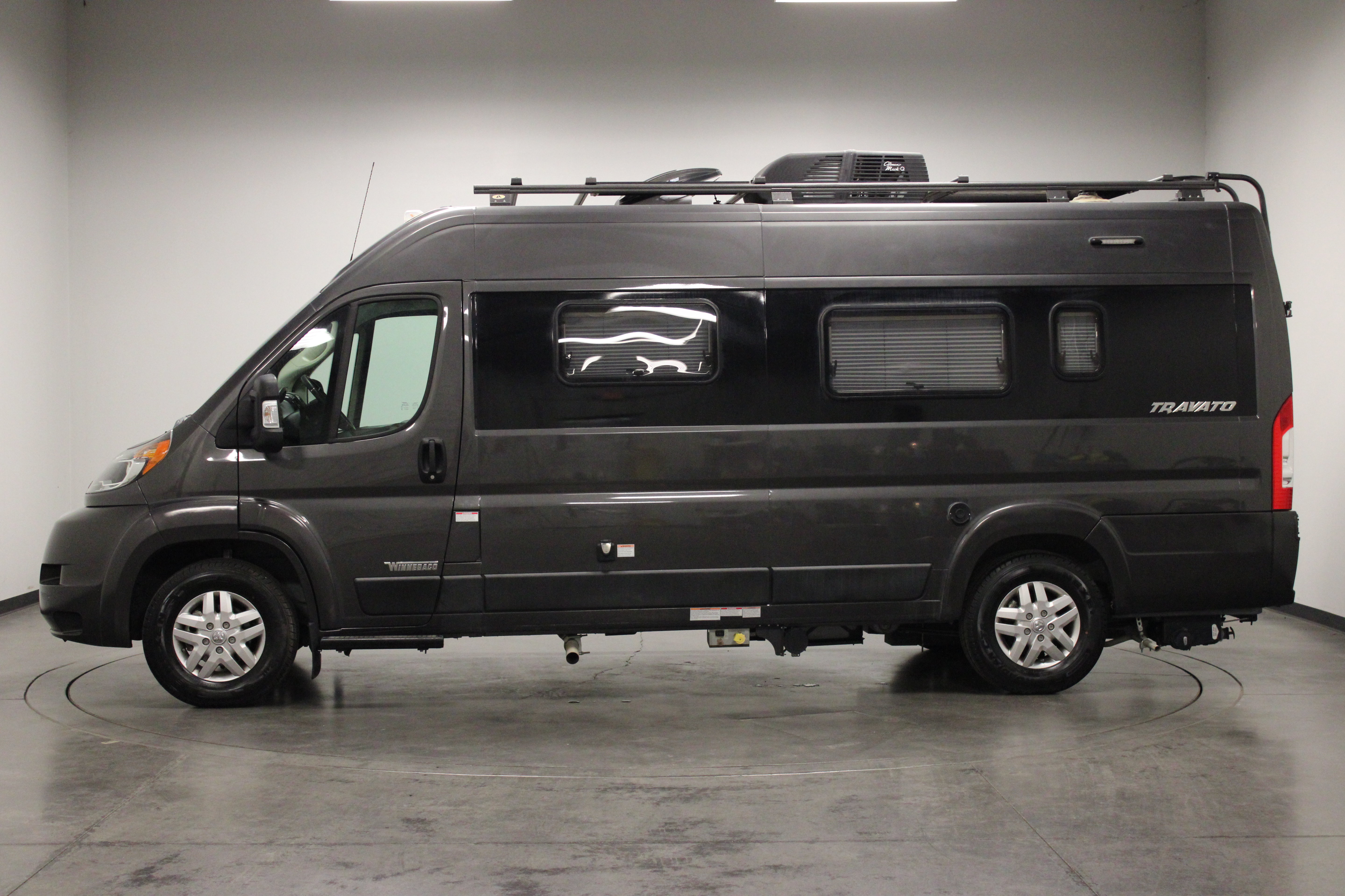 Used 2021 RAM ProMaster 3500 w/ Premium Appearance Group FWD image 5