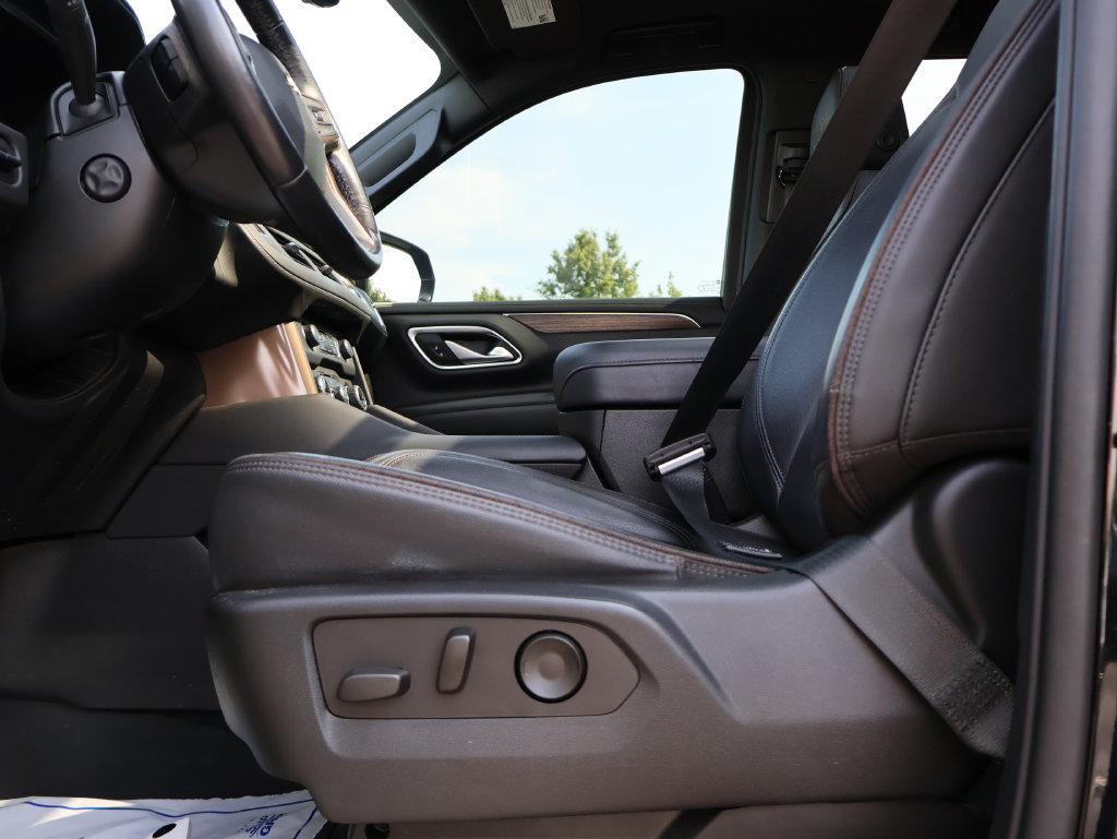 Used 2023 Chevrolet Tahoe High Country AWD/4WD image 8