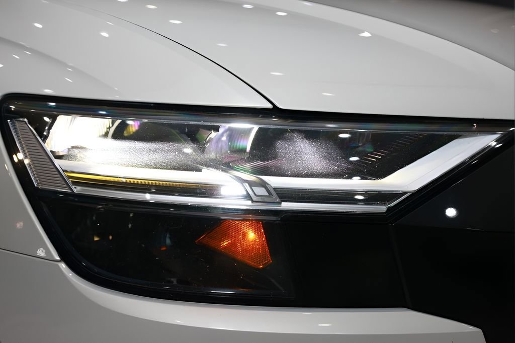 Used 2021 Audi SQ8 Premium Plus w/ SQ8 Black Optic Package image 34