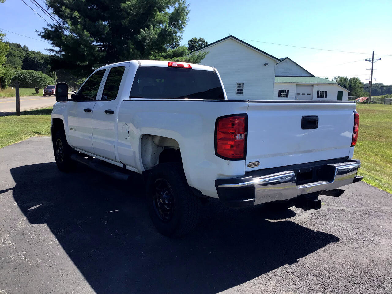 Used 2019 Chevrolet Silverado 2500 W/T w/ Snow Plow Prep Package image 7