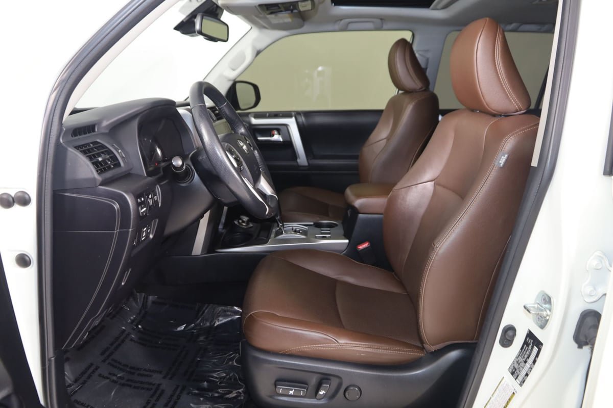 Used 2023 Toyota 4Runner Limited AWD/4WD image 12