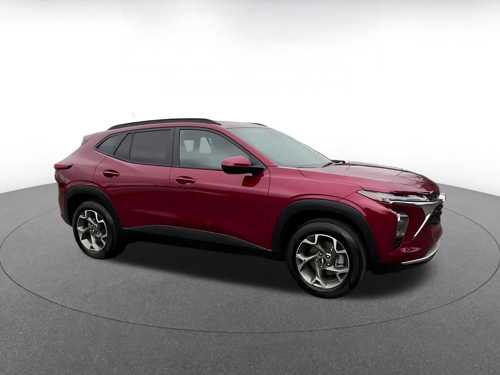 Used 2025 Chevrolet Trax LT FWD video 2