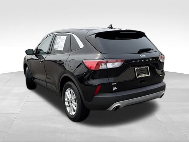 Used 2021 Ford Escape SE w/ Cold Weather Package AWD/4WD image 3