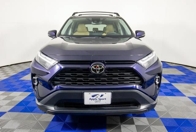 Used 2025 Toyota RAV4 XLE Premium FWD image 3