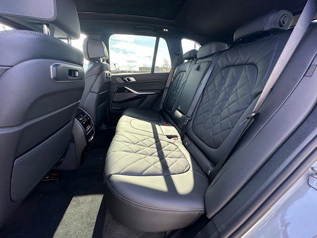 New 2026 BMW X5 xDrive50e w/ M Sport Package image 5