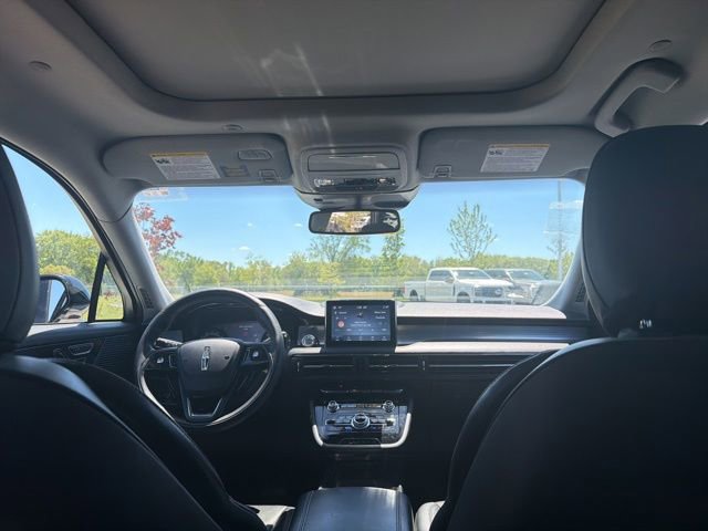 Used 2022 Lincoln Corsair AWD w/ Premium Package image 20