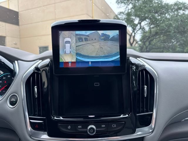 Used 2018 Chevrolet Traverse LT FWD image 28