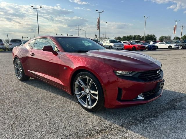 Used 2021 Chevrolet Camaro LT w/ RS Package image 8