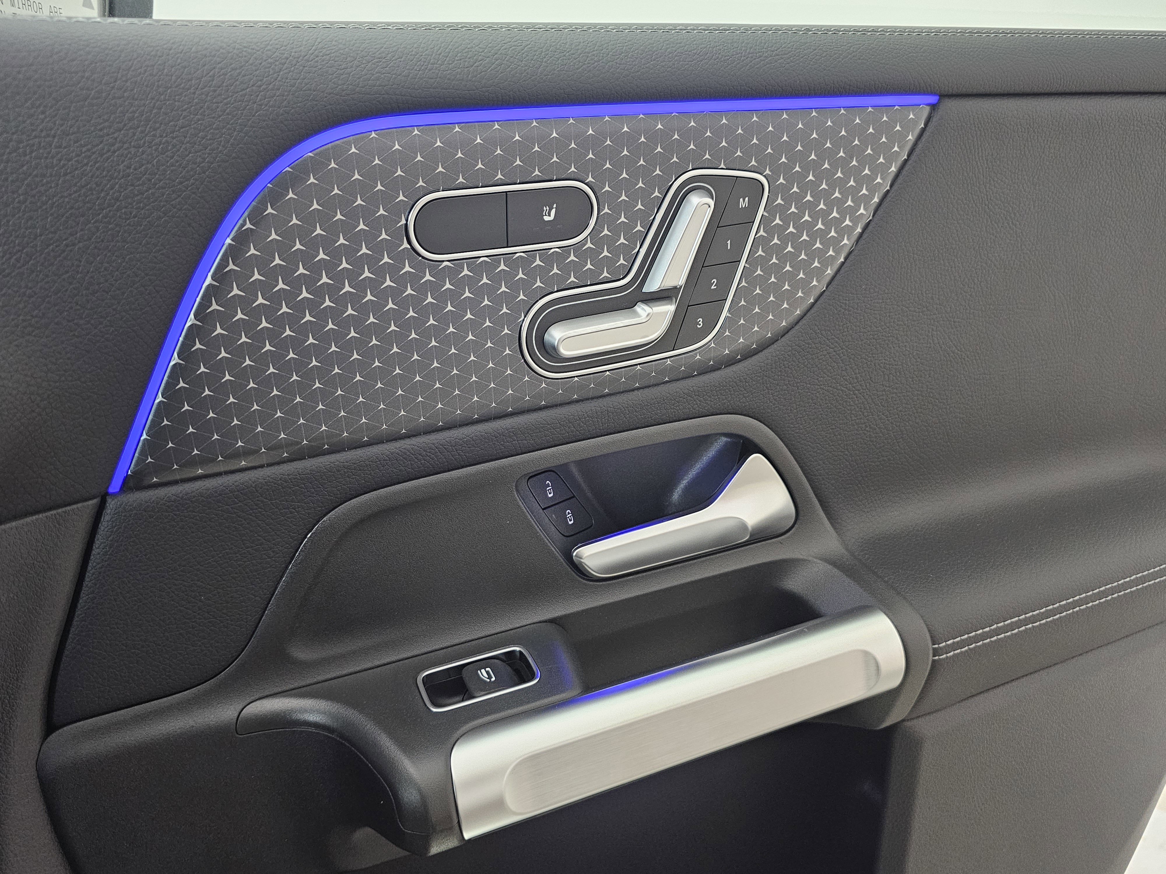 New 2026 Mercedes-Benz GLB 250 4MATIC image 20