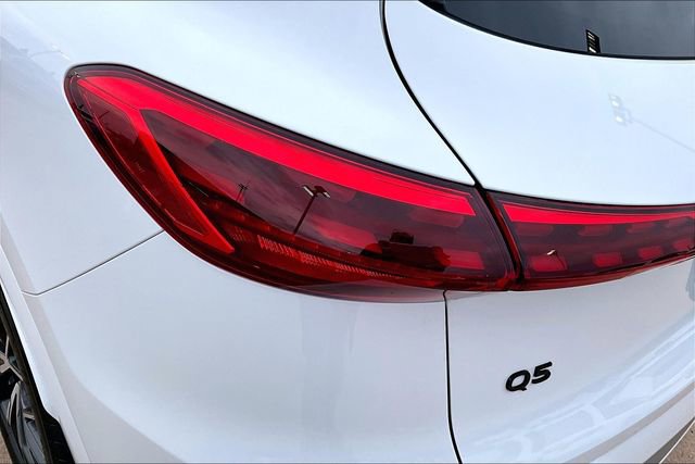 Used 2025 Audi Q5 Premium Plus w/ Premium Plus image 32