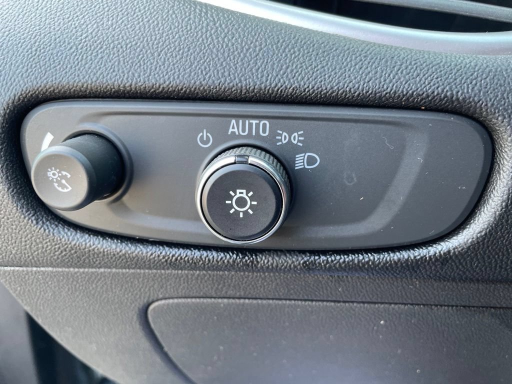 Used 2019 Chevrolet Malibu LS FWD image 14
