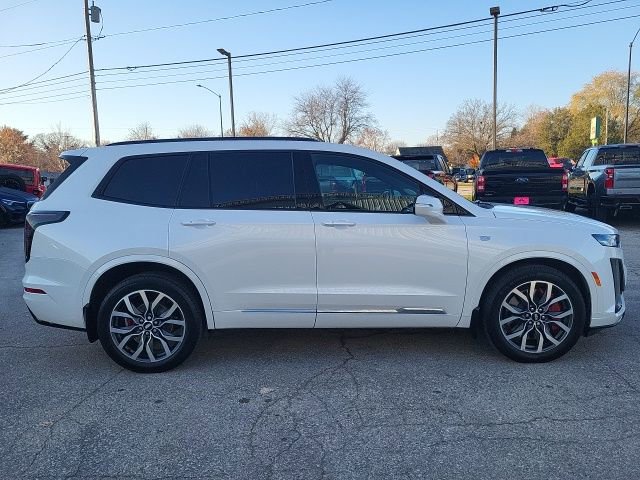 Used 2023 Cadillac XT6 Sport image 23