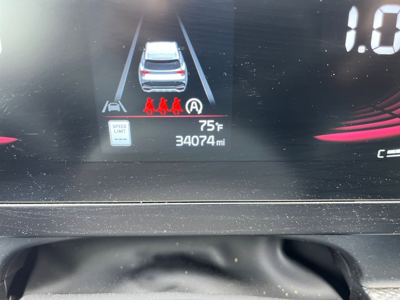 Used 2025 Kia Sportage LX image 39