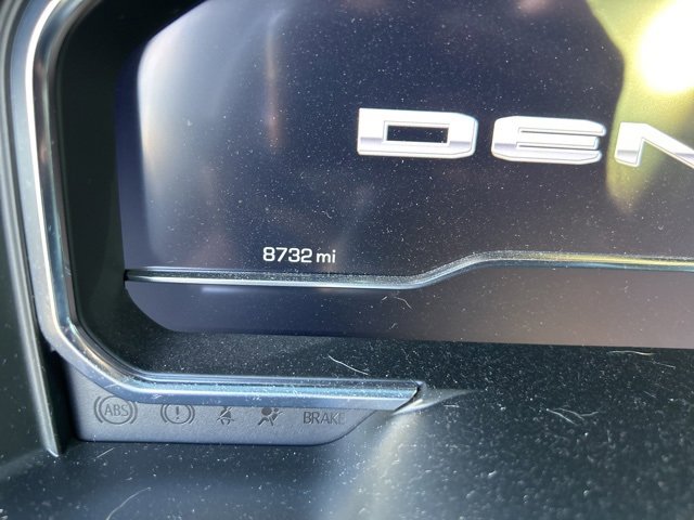 Used 2024 GMC Sierra 2500 Denali w/ Technology Package image 12