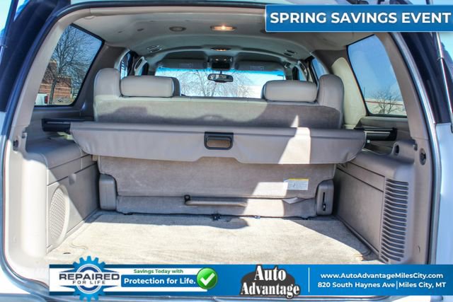 Used 2003 Chevrolet Suburban 2500 LT w/ LT Preferred Equipment Group image 10