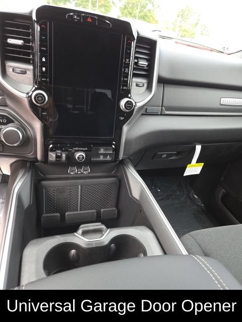New 2026 RAM 1500 Big Horn AWD/4WD image 28