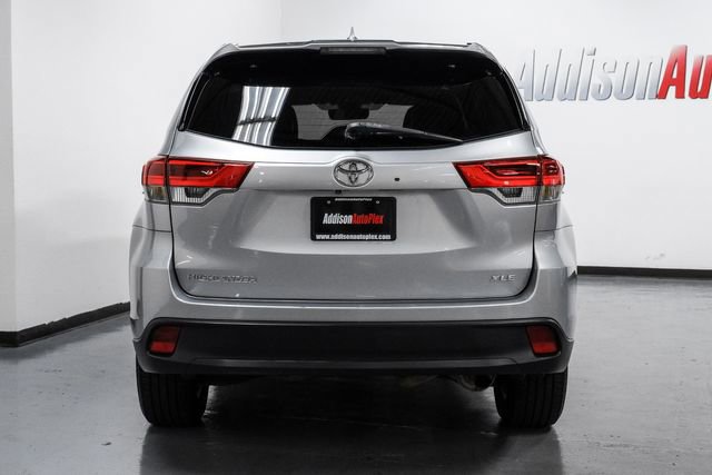 Used 2019 Toyota Highlander XLE image 8