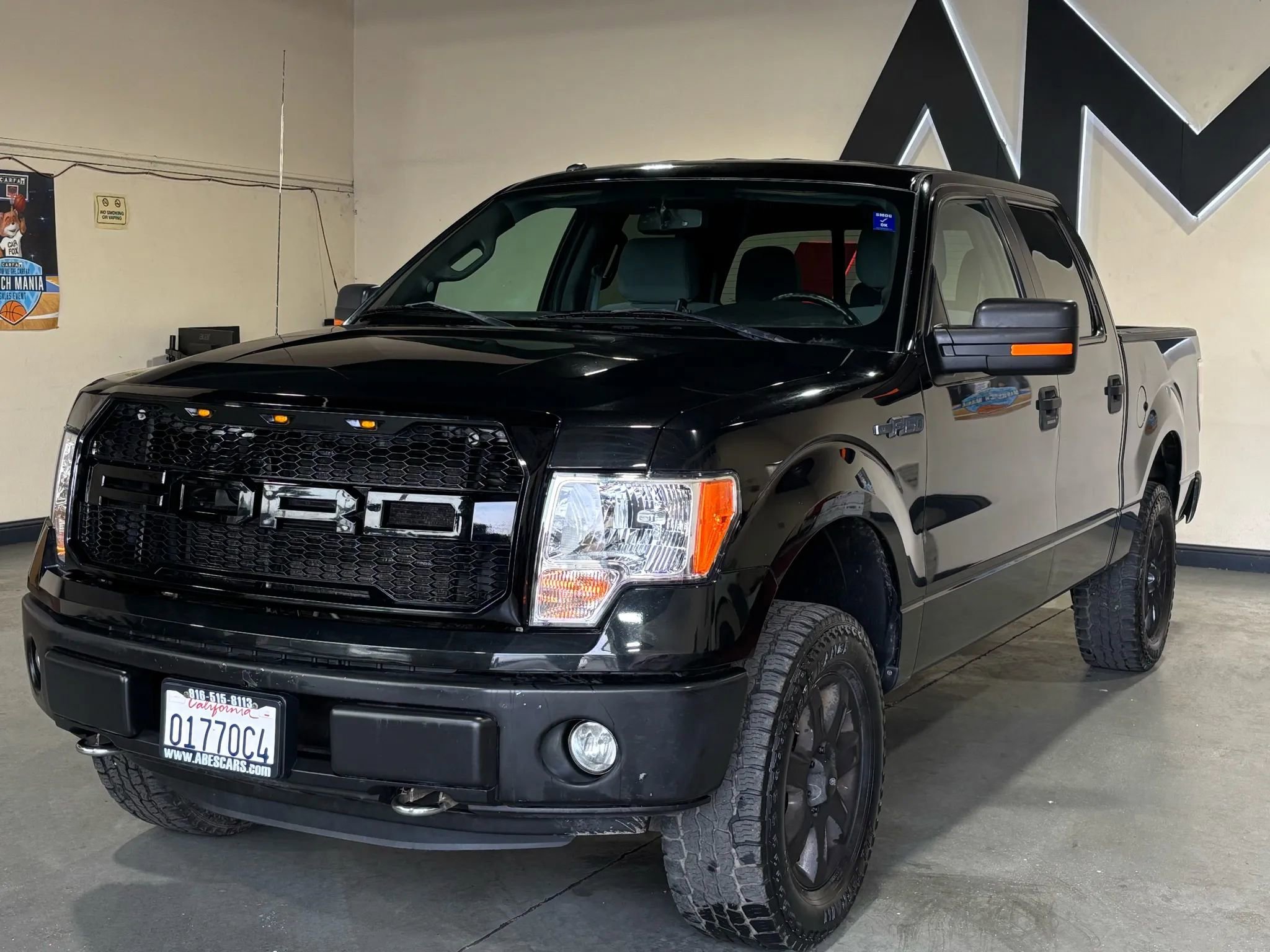 Used 2013 Ford F150 XLT w/ Luxury Equipment Group image 1
