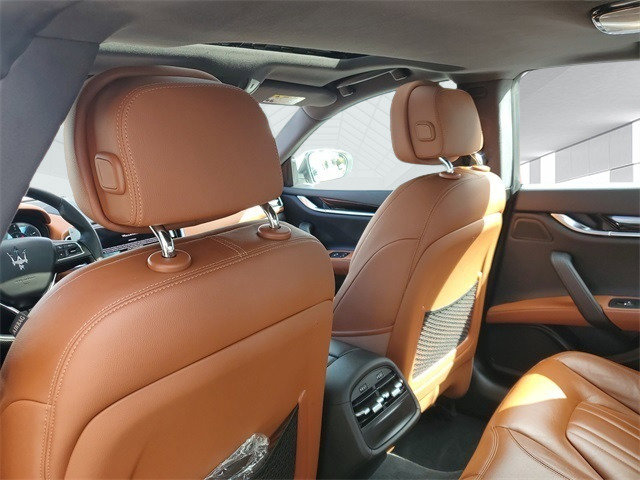Used 2022 Maserati Ghibli Modena image 14