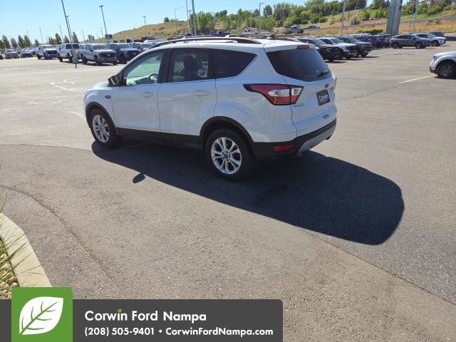 Used 2018 Ford Escape SE w/ Ford Safe & Smart Package AWD/4WD image 11