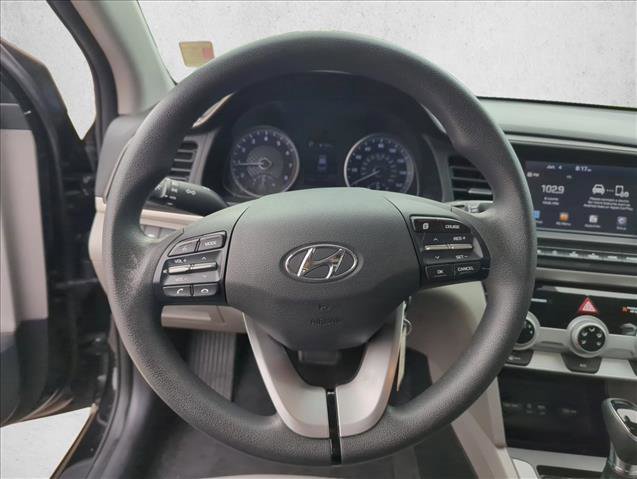 Used 2019 Hyundai Elantra SEL FWD image 14