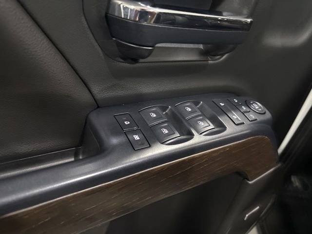 Used 2018 GMC Sierra 2500 Denali w/ Duramax Plus Package AWD/4WD image 16