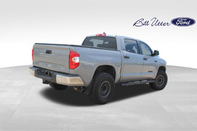 Used 2021 Toyota Tundra SR5 w/ SR5 Leather Package RWD image 5