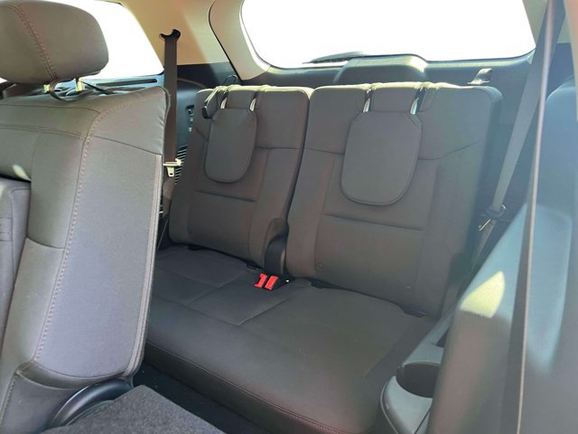 Used 2026 Ford Explorer Active AWD/4WD image 17