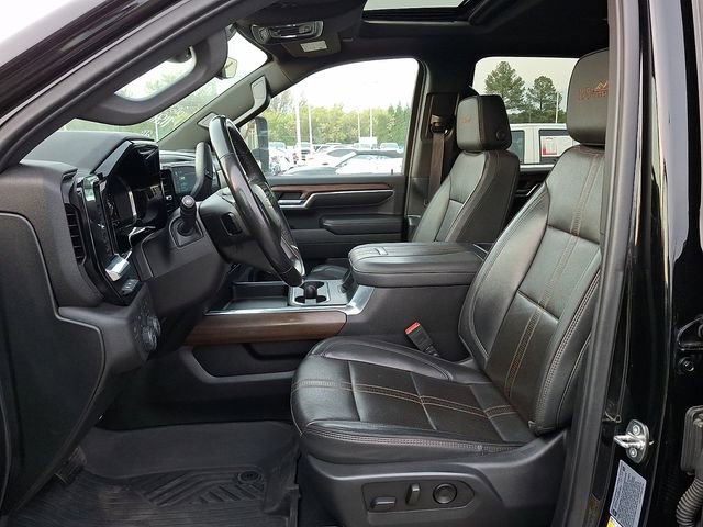 Used 2024 Chevrolet Silverado 3500 High Country w/ High Country Premium Package image 9