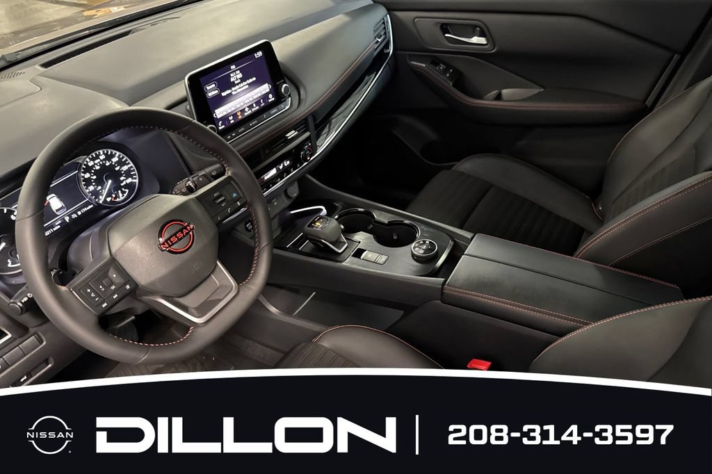 Used 2025 Nissan Rogue SV w/ Rock Creek Premium Package AWD/4WD image 4