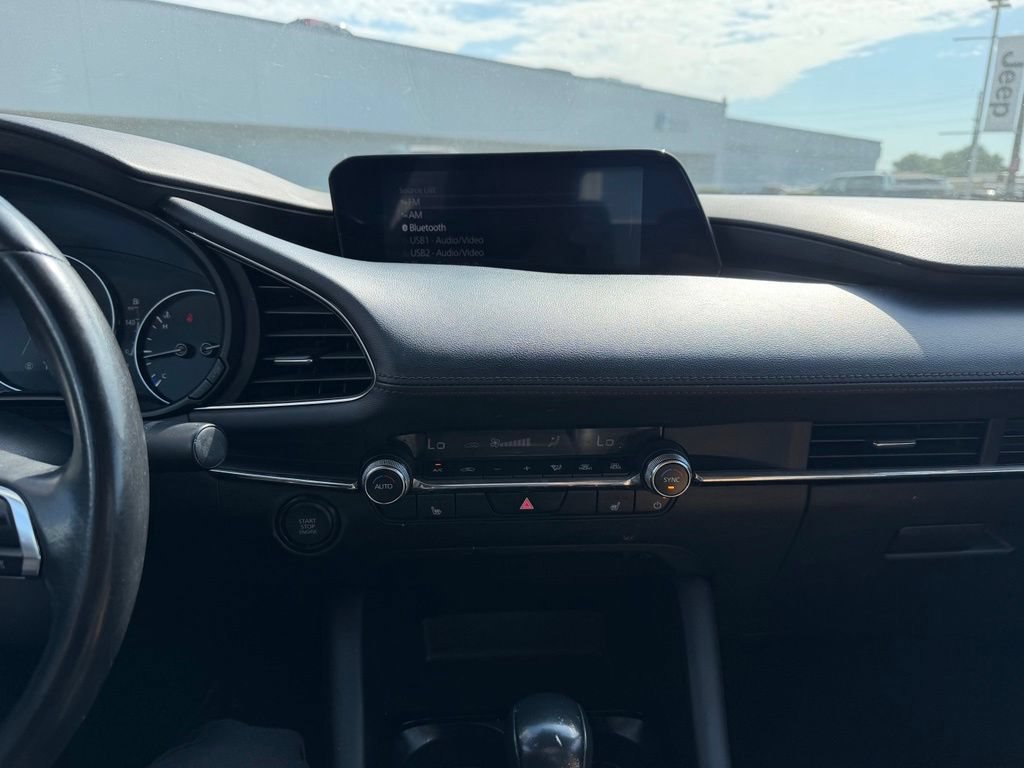 Used 2024 MAZDA MAZDA3 s FWD image 9