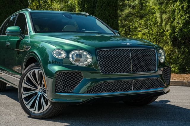 Used 2022 Bentley Bentayga AWD/4WD image 6