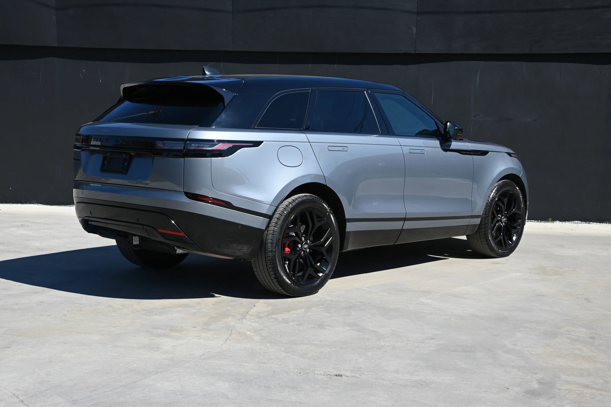 Used 2024 Land Rover Range Rover Velar Dynamic SE image 8