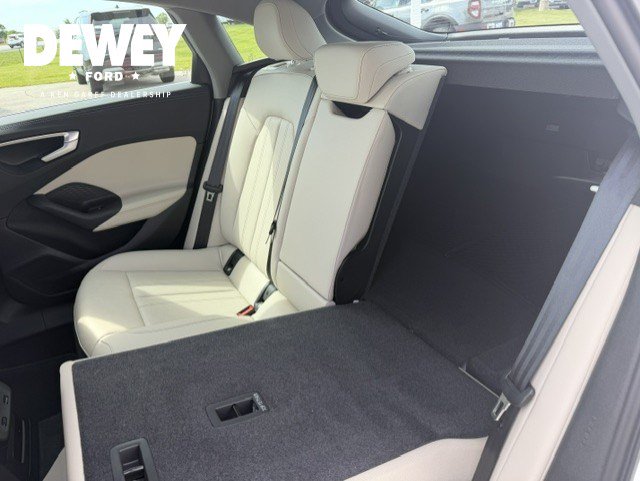 Used 2025 Audi A5 2.0T Premium w/ Convenience Package AWD/4WD image 28