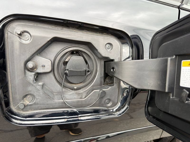 Used 2021 Toyota RAV4 SE AWD/4WD image 26