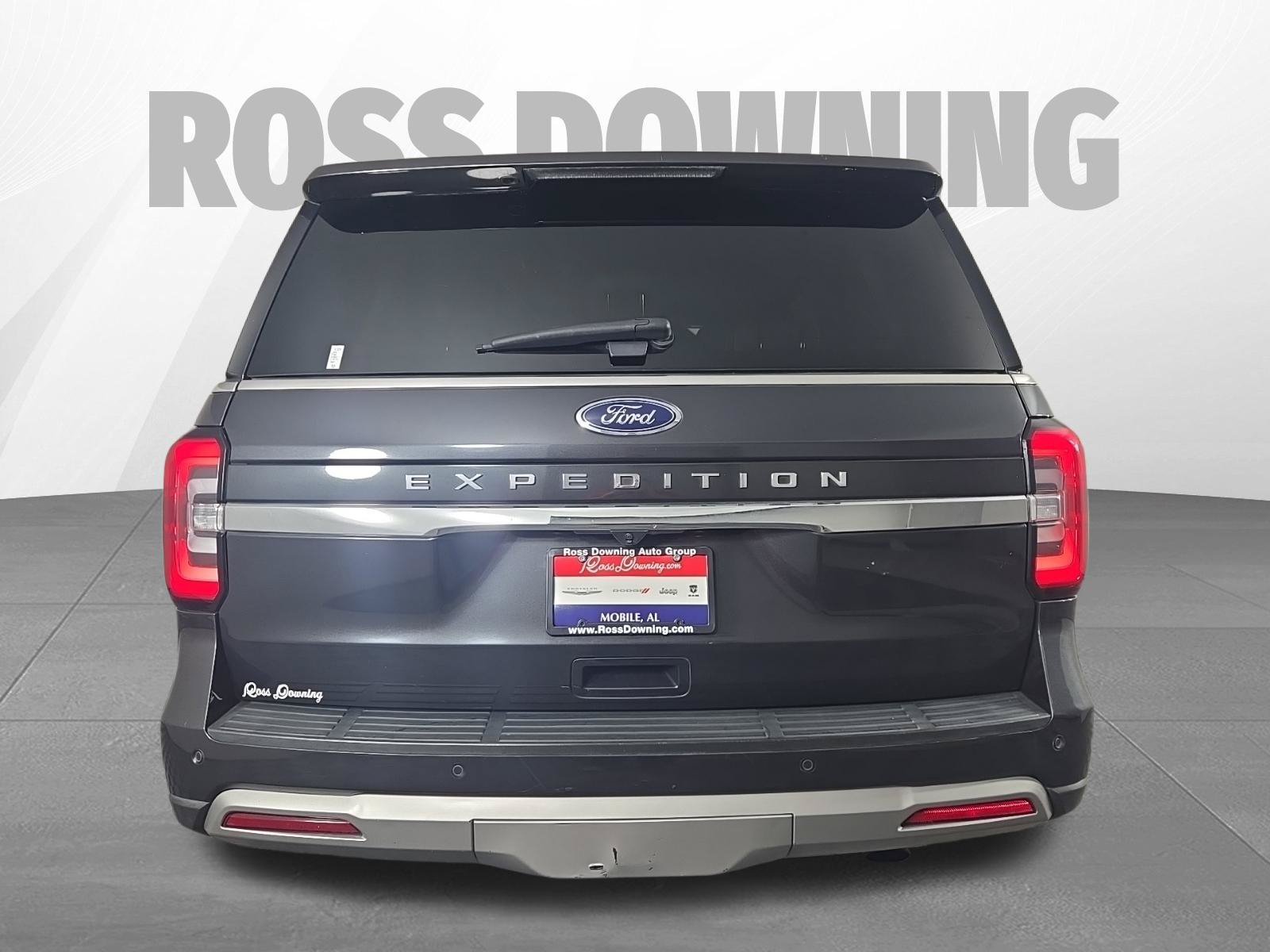 Used 2024 Ford Expedition Limited RWD image 5