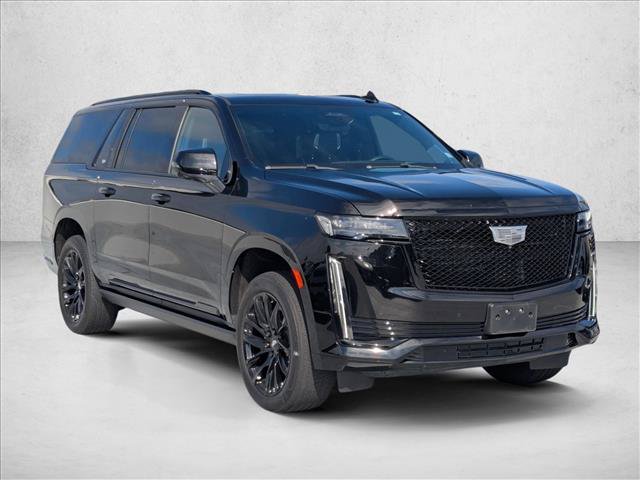 Used 2022 Cadillac Escalade ESV Sport Platinum w/ LPO, ONYX Package AWD/4WD image 3