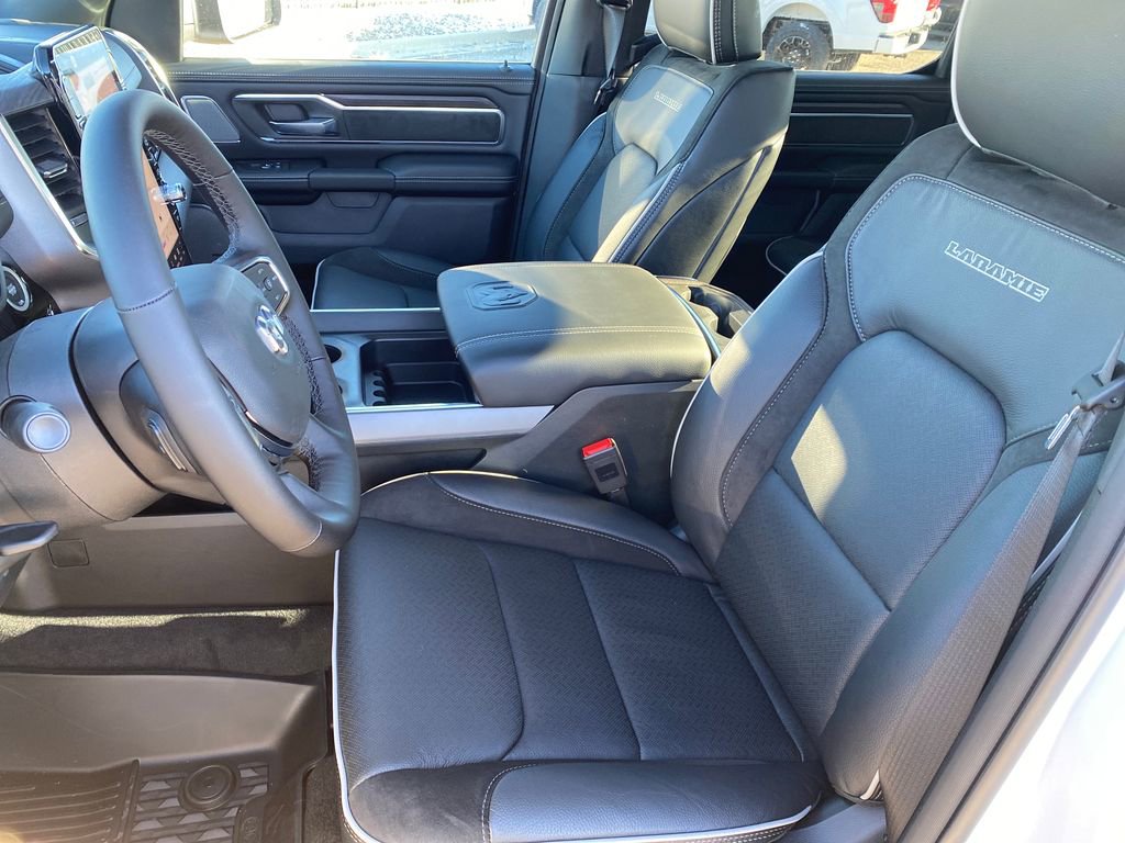 New 2026 RAM 1500 Laramie w/ Night Edition AWD/4WD image 11