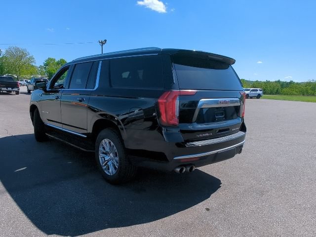 Used 2023 GMC Yukon XL Denali AWD/4WD image 32
