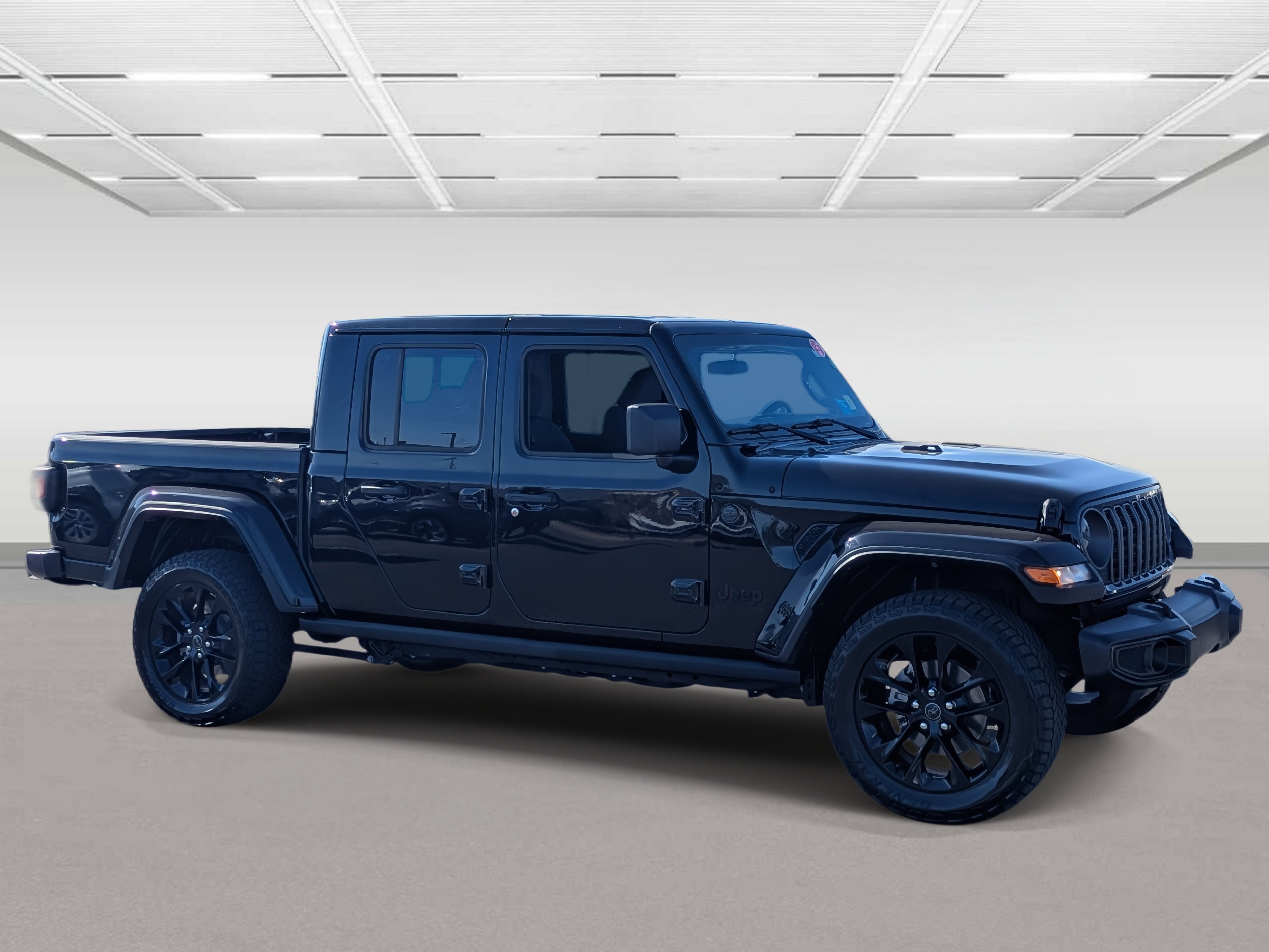 Used 2025 Jeep Gladiator Sport image 7