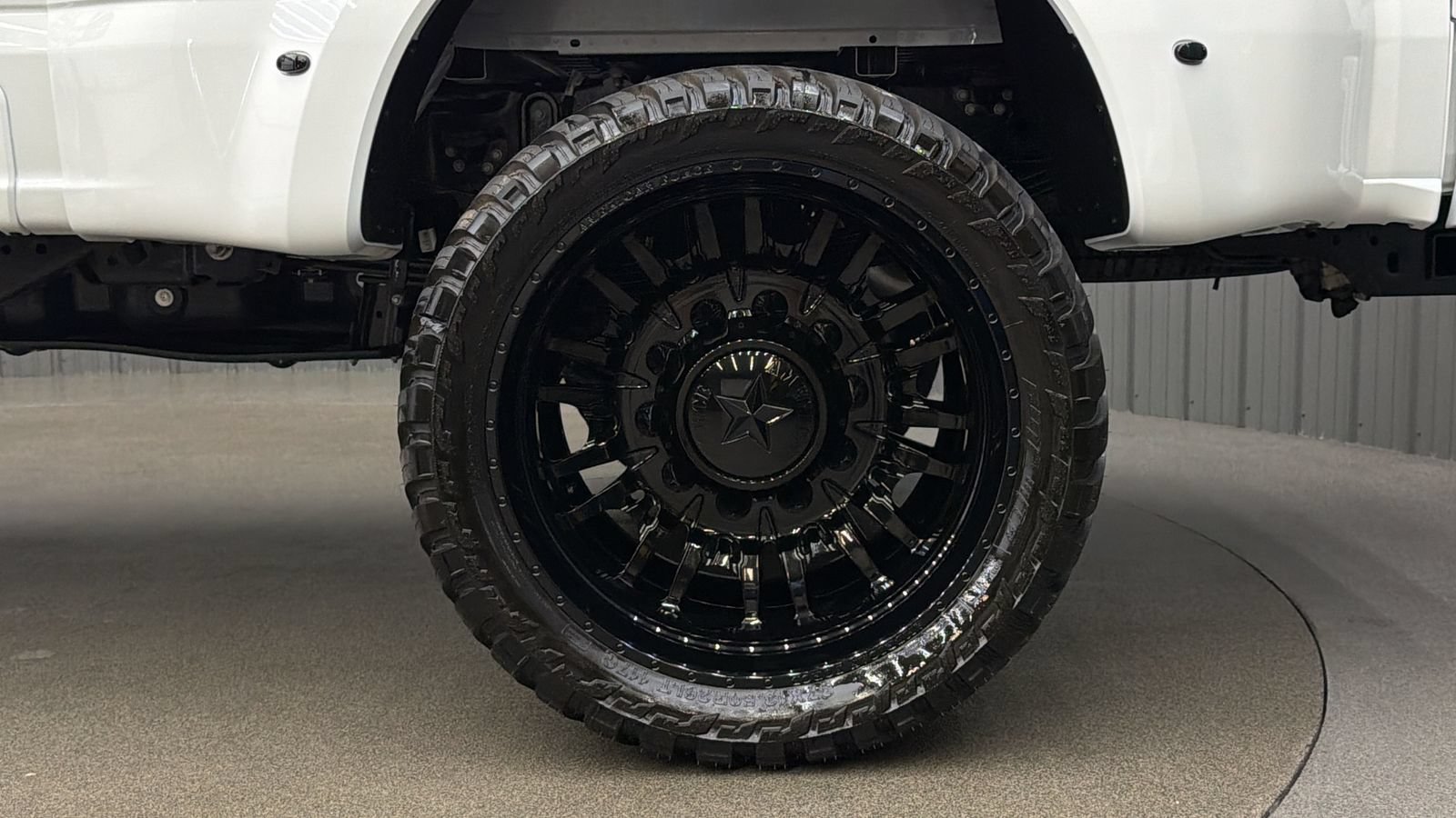 Used 2026 Ford F450 Platinum w/ FX4 Off-Road Package AWD/4WD image 12